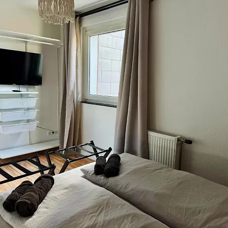 The Cow 6p Balcony Smart Tv * Herne